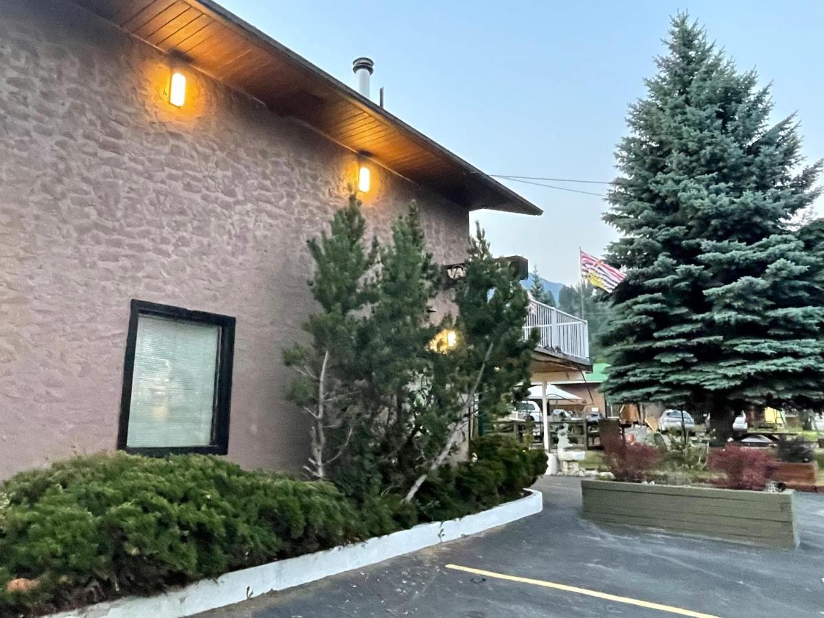 Destination Inn Radium Hot Springs Eksteriør bilde